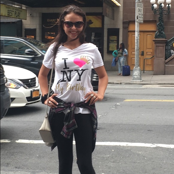 Meet your Posher, Valerie - Picture 1 of 1